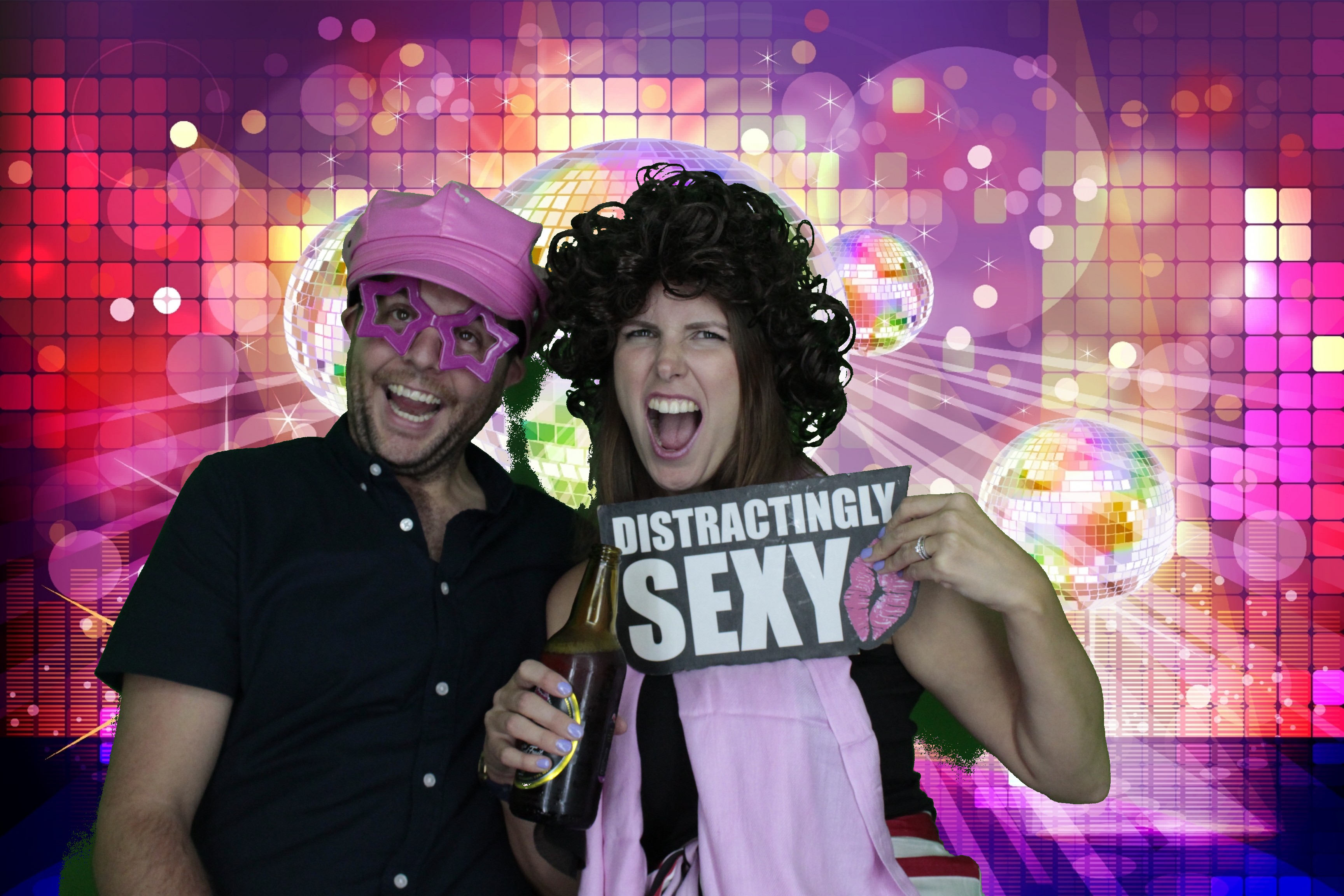 Mr & Mrs Bowles | View more photos from the event at gallery.myphotoboothexperience.co.uk/u/MyPhotoBoothExperienceLtd/Mr-Mrs-Bowles
